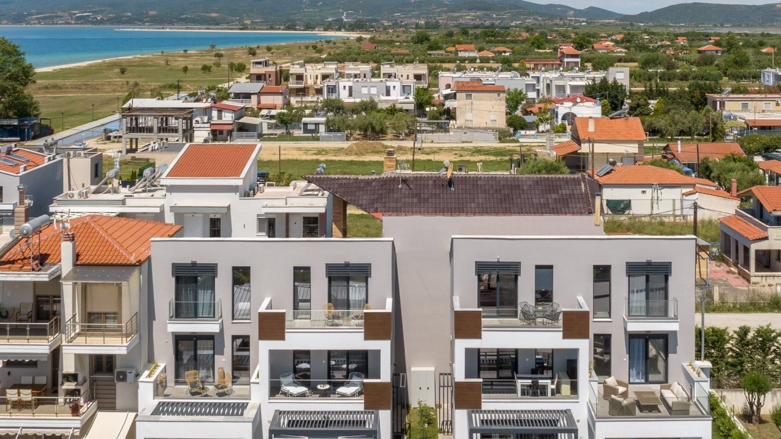 Kleoniki AER HighRes-10 zoom